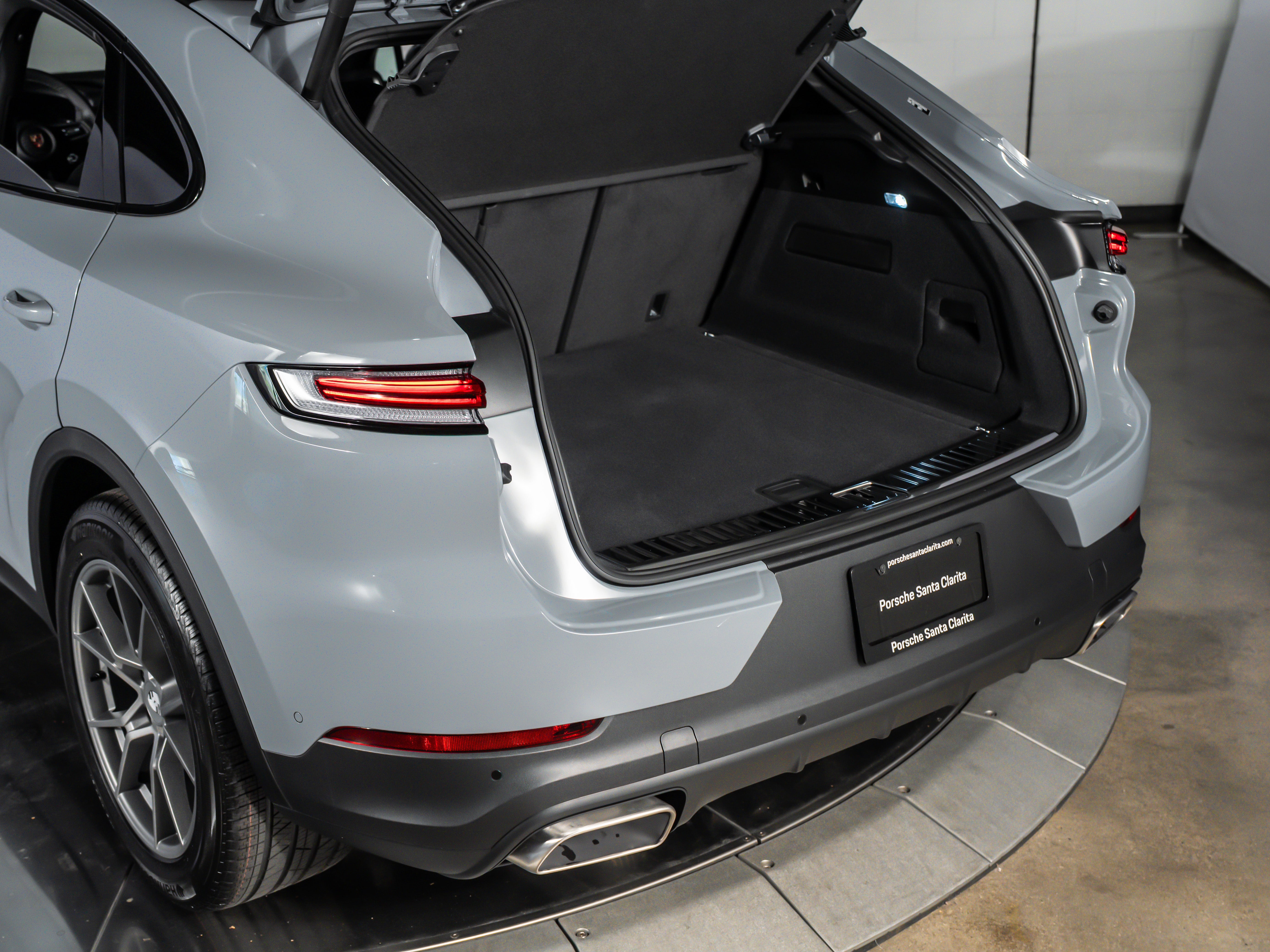 2026 Porsche Cayenne Coupe Base