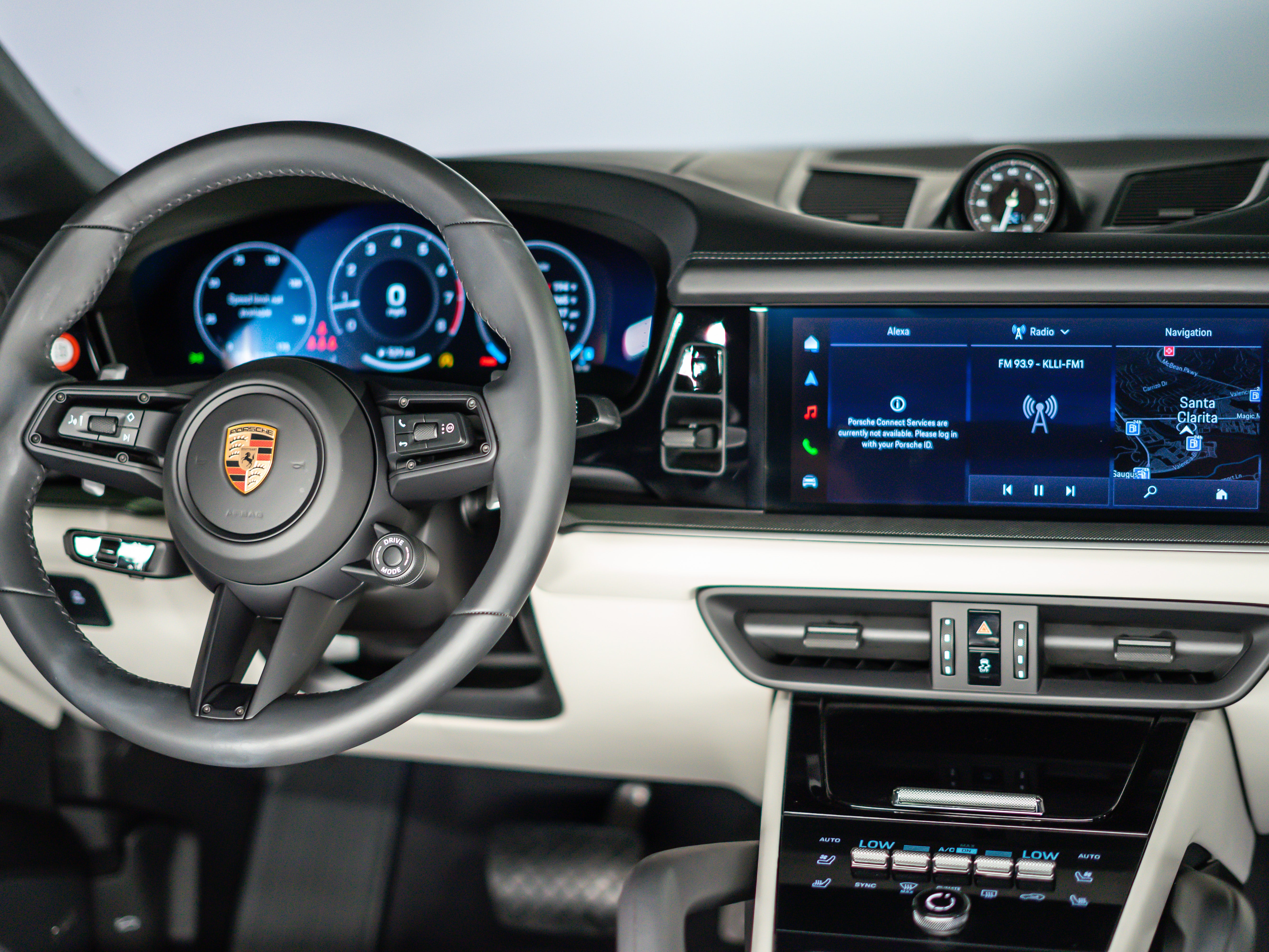 2026 Porsche Cayenne Coupe Base