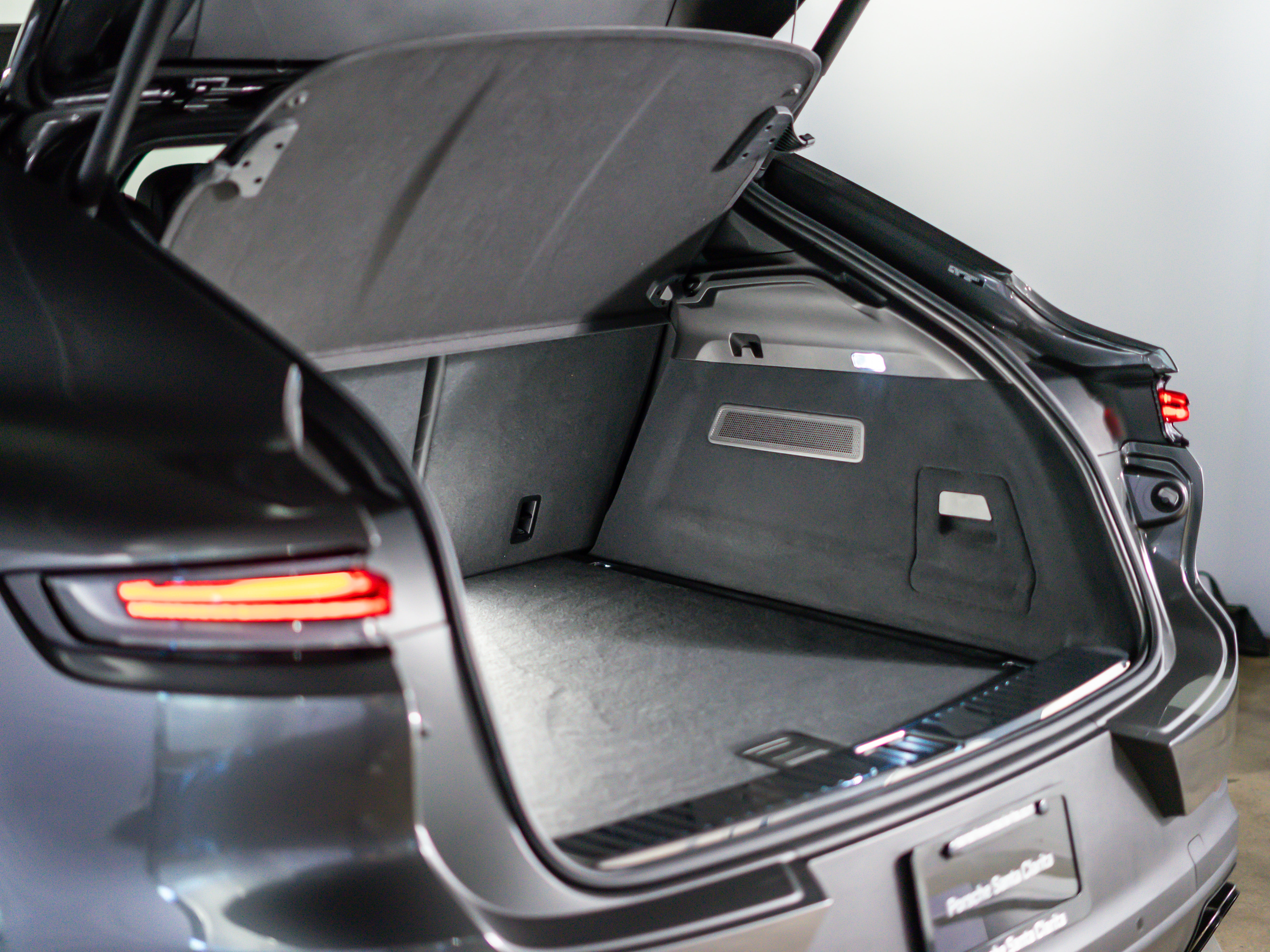 2026 Porsche Cayenne Coupe Base