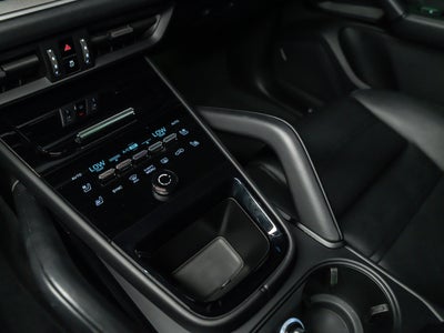2025 Porsche Cayenne Coupe Coupe