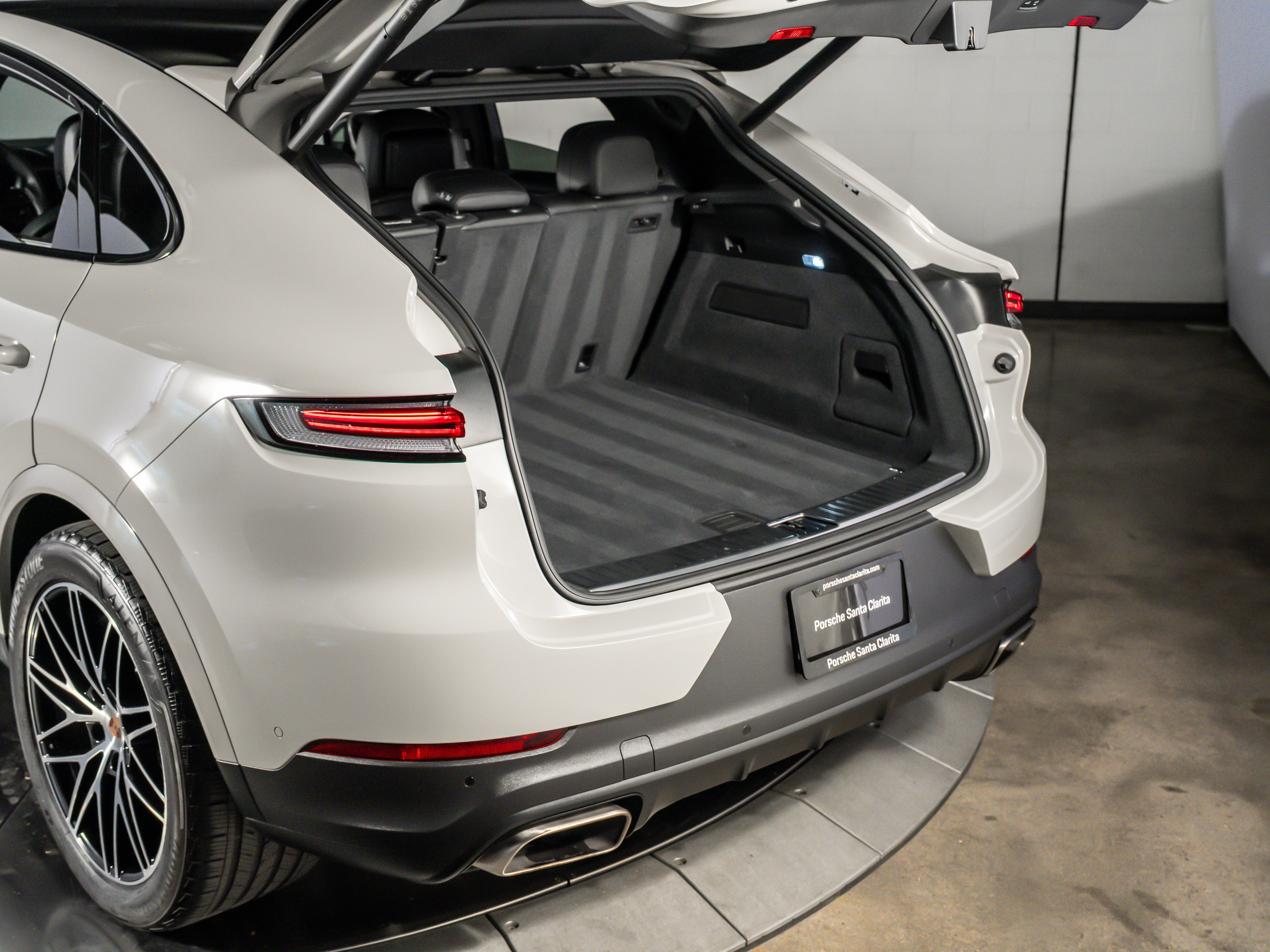 2025 Porsche Cayenne Coupe Coupe