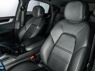2025 Porsche Cayenne Coupe Coupe