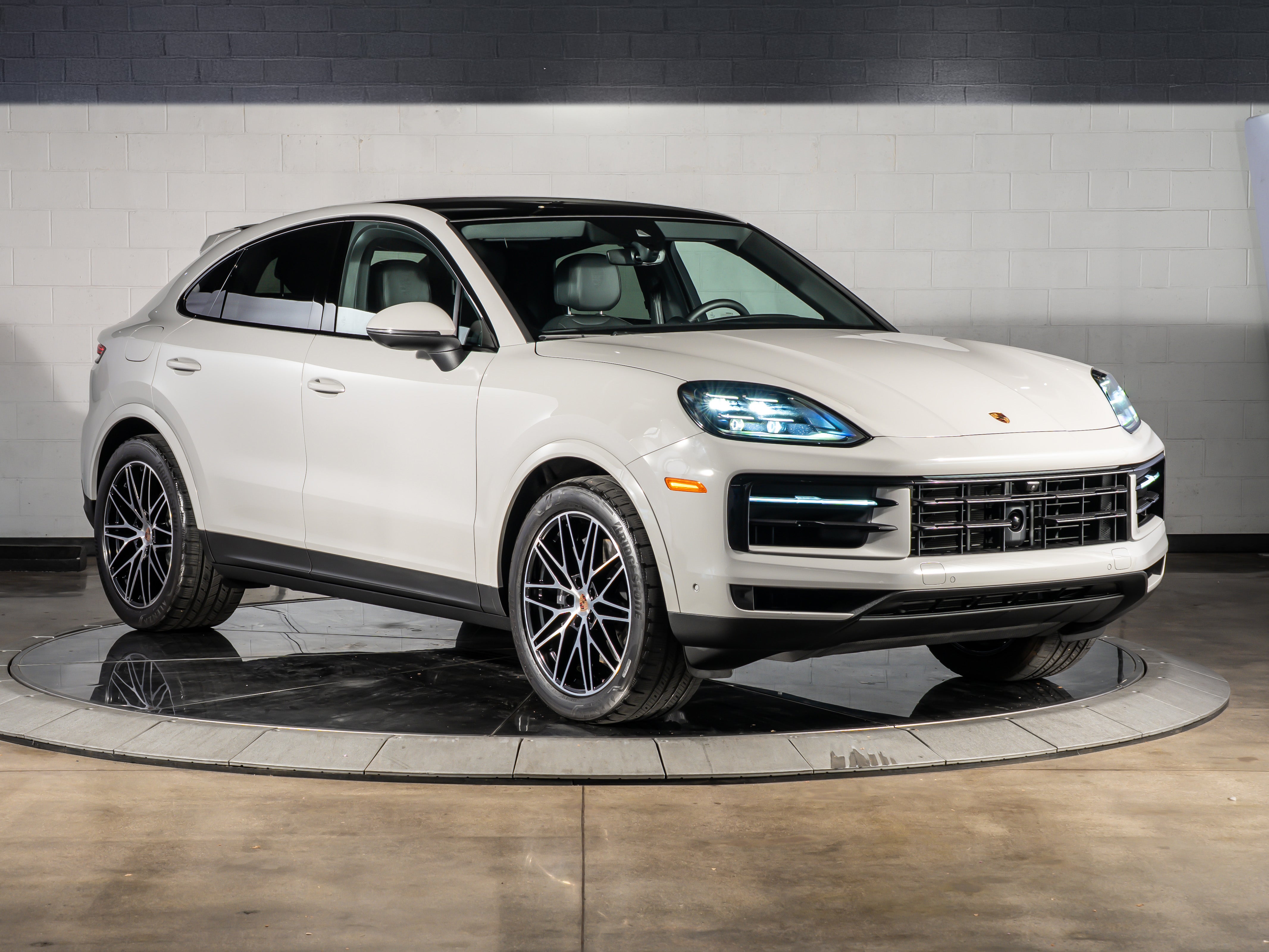 2025 Porsche Cayenne Coupe Coupe