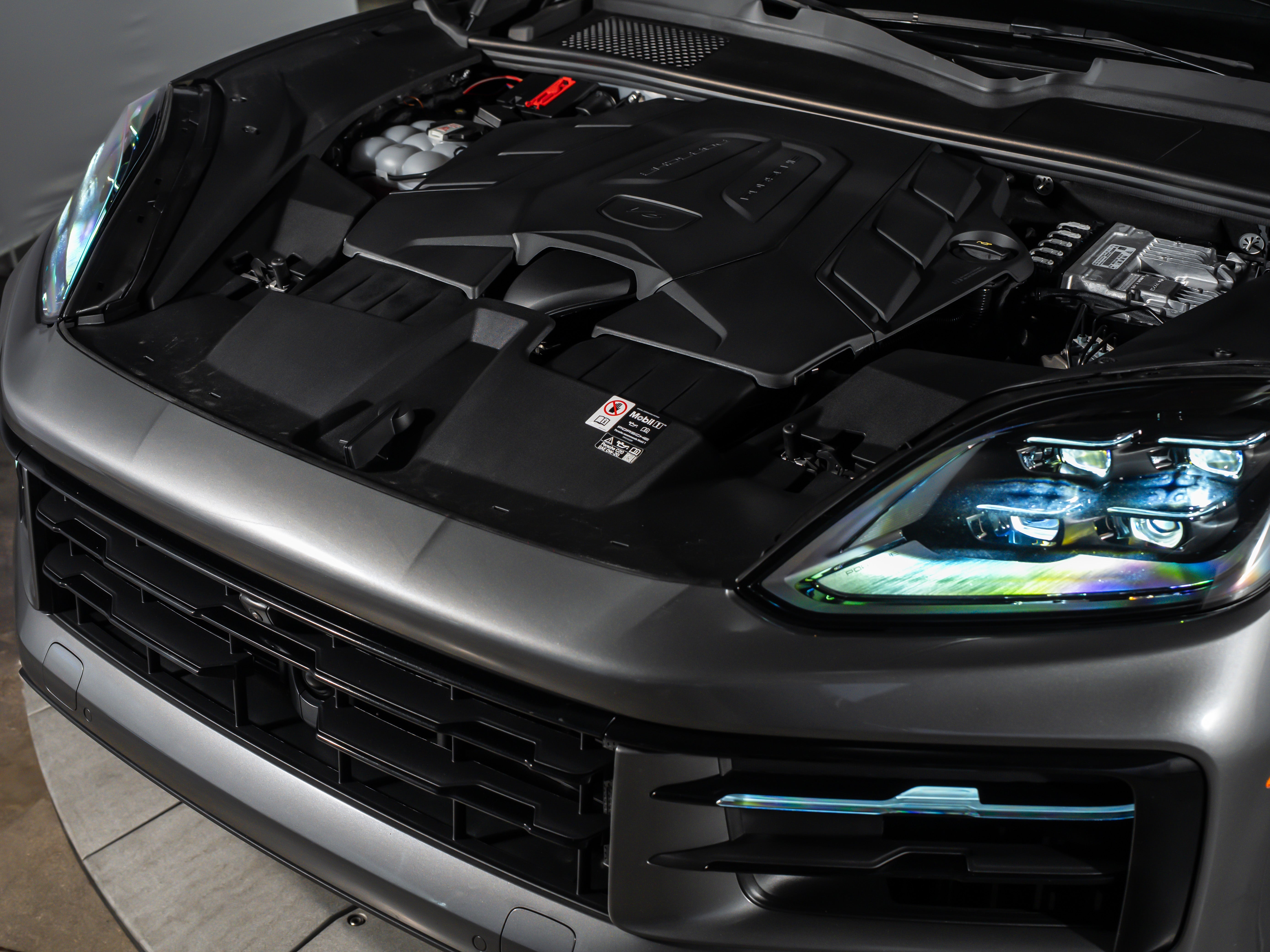 2025 Porsche Cayenne Coupe Base