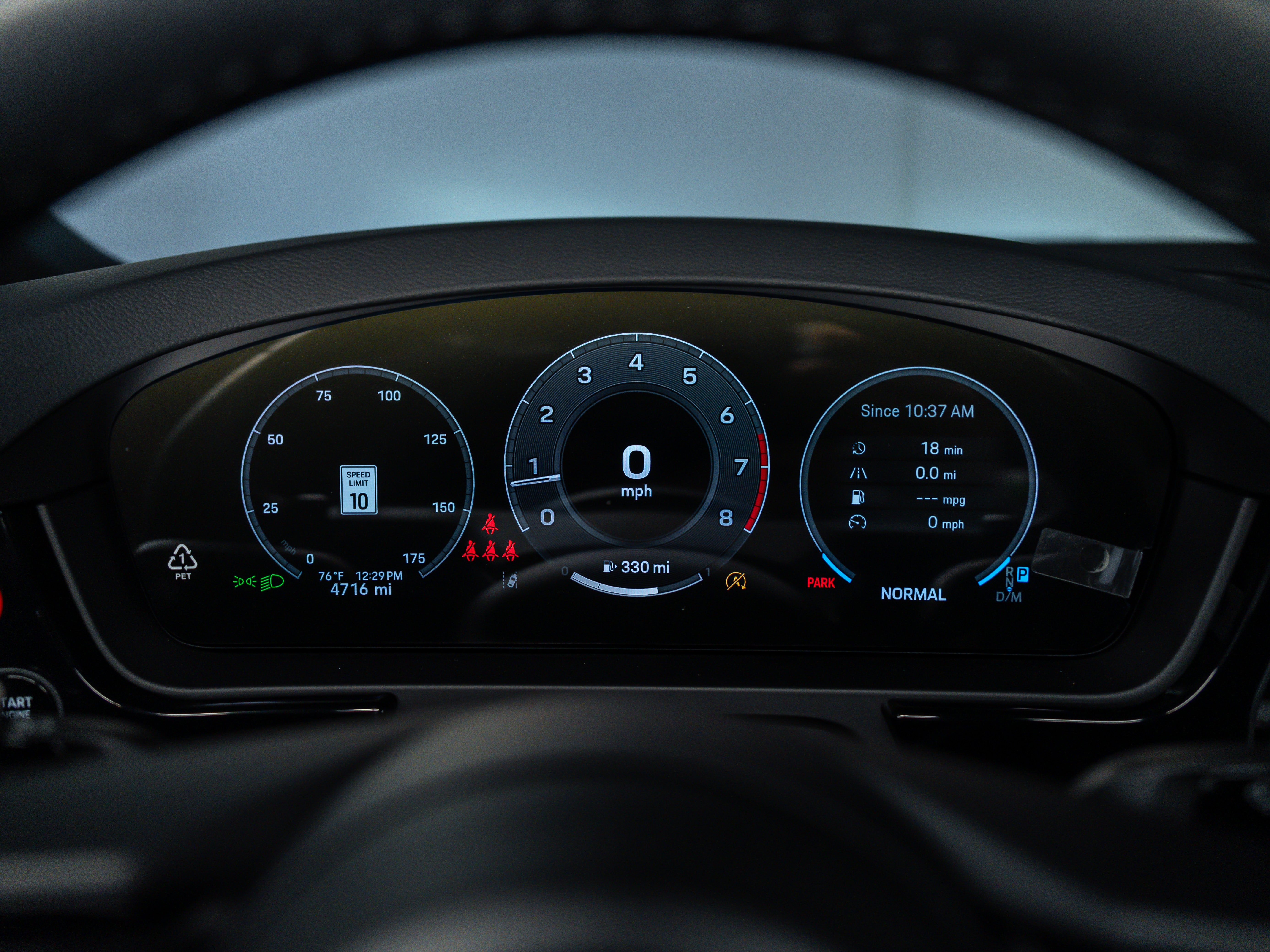 2025 Porsche Cayenne Coupe Base