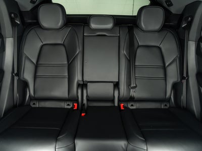 2025 Porsche Cayenne Coupe Base