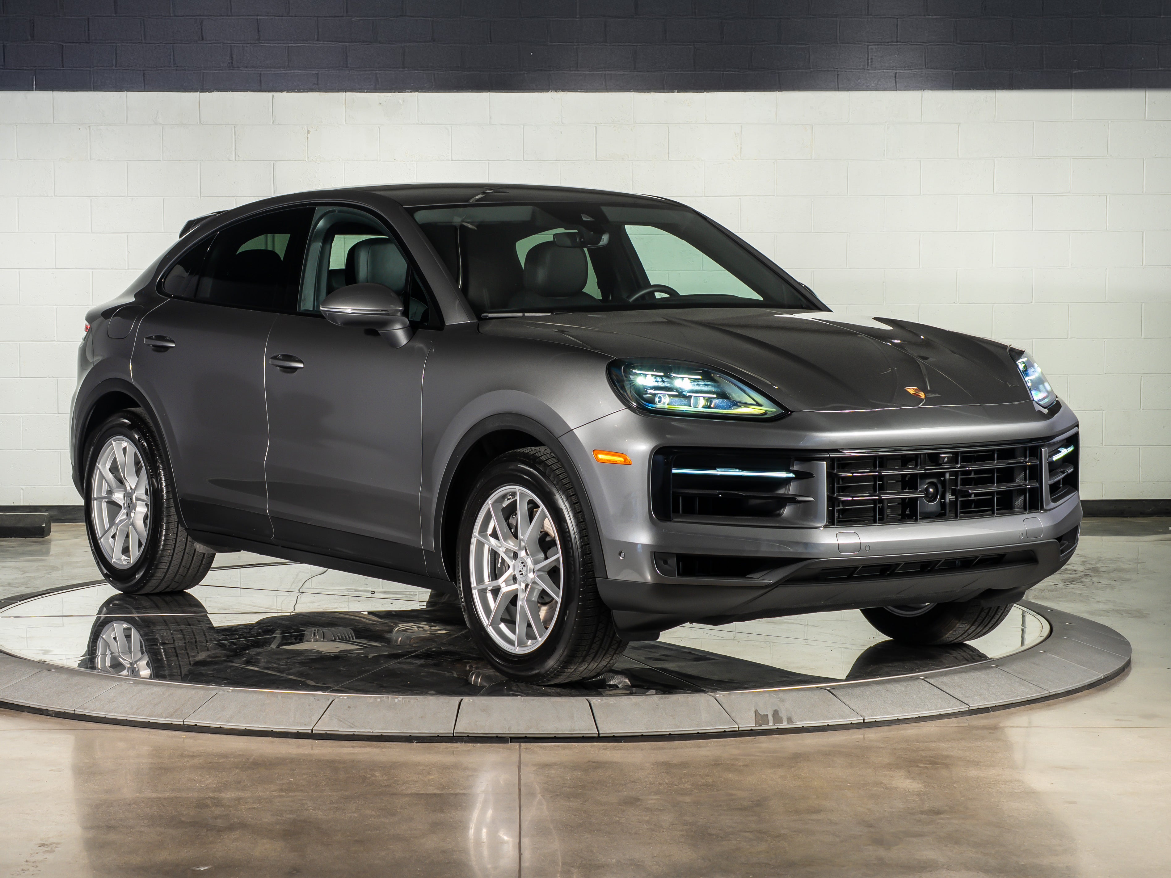2025 Porsche Cayenne Coupe Base