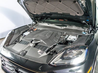 2026 Porsche Cayenne Coupe Base