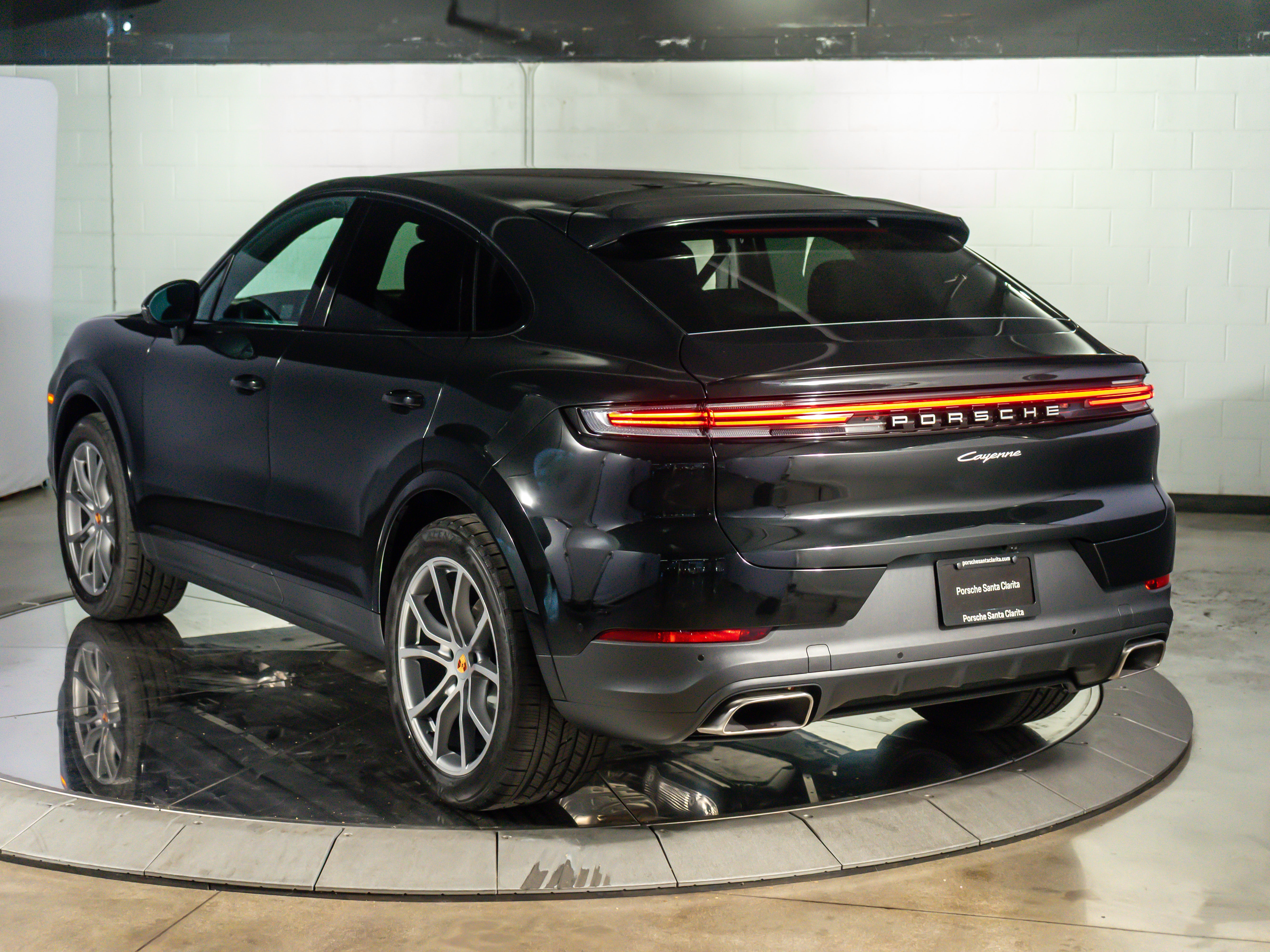 2026 Porsche Cayenne Coupe Base