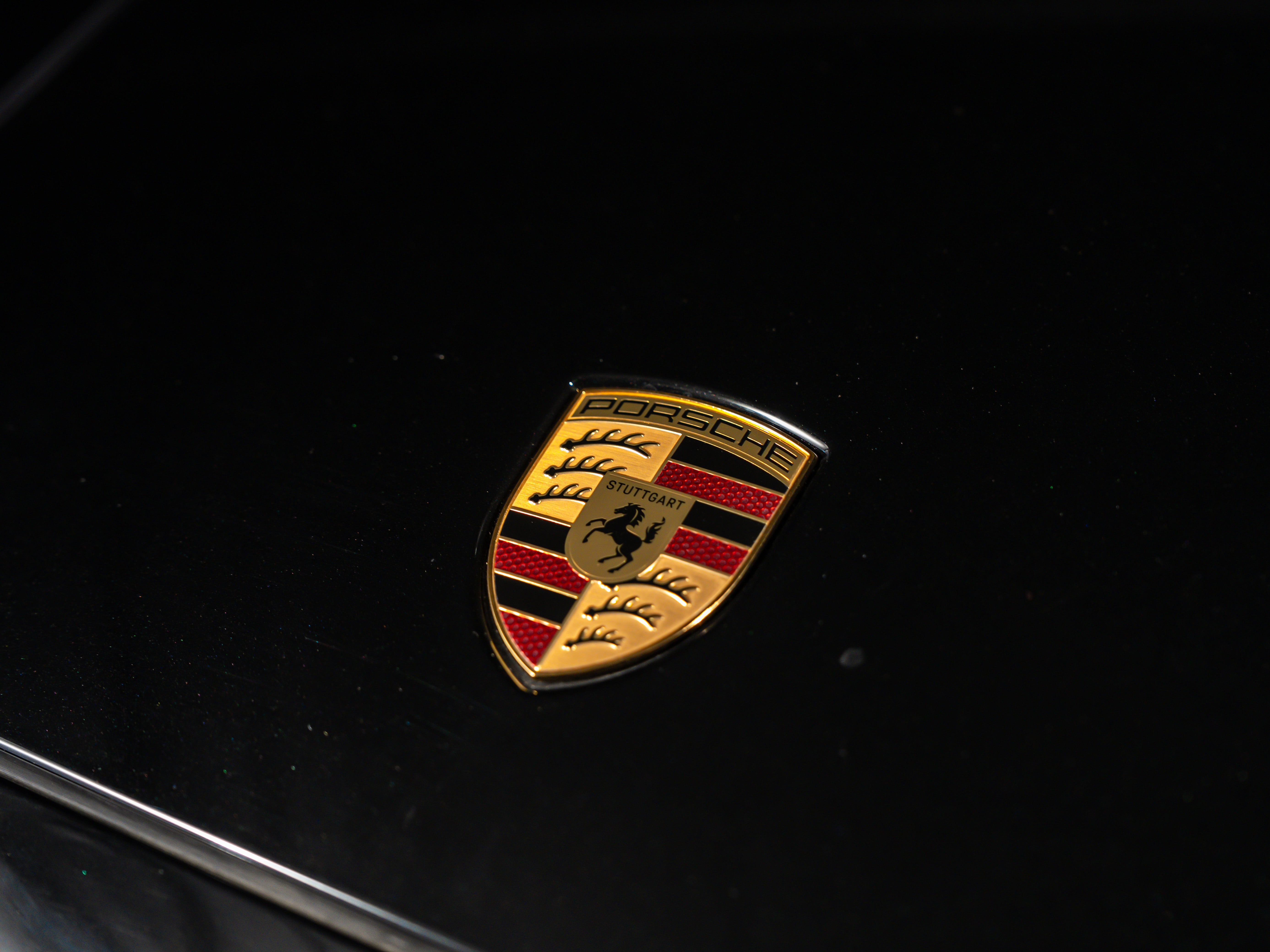 2026 Porsche Cayenne Coupe E-Hybrid
