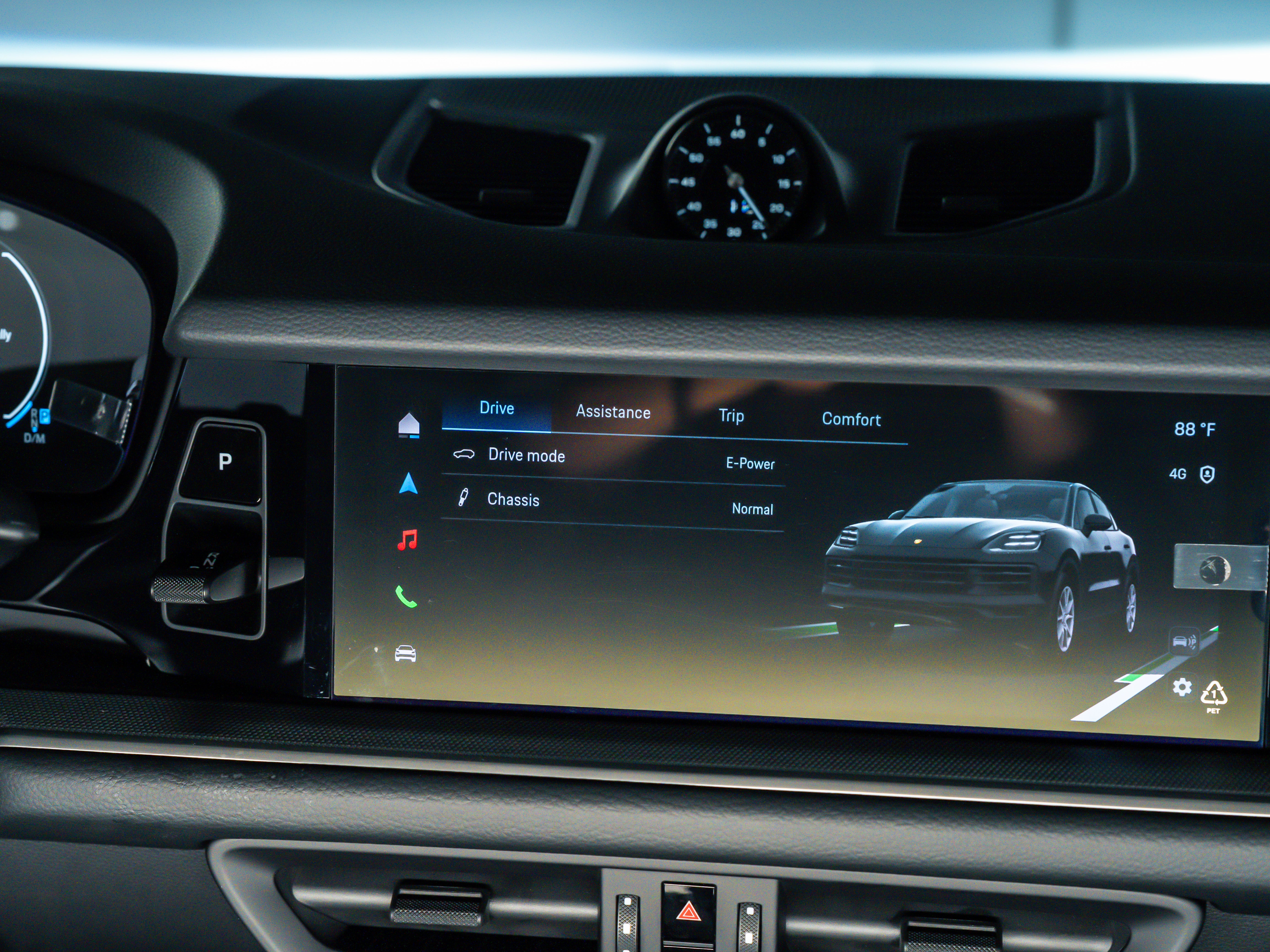 2026 Porsche Cayenne Coupe E-Hybrid