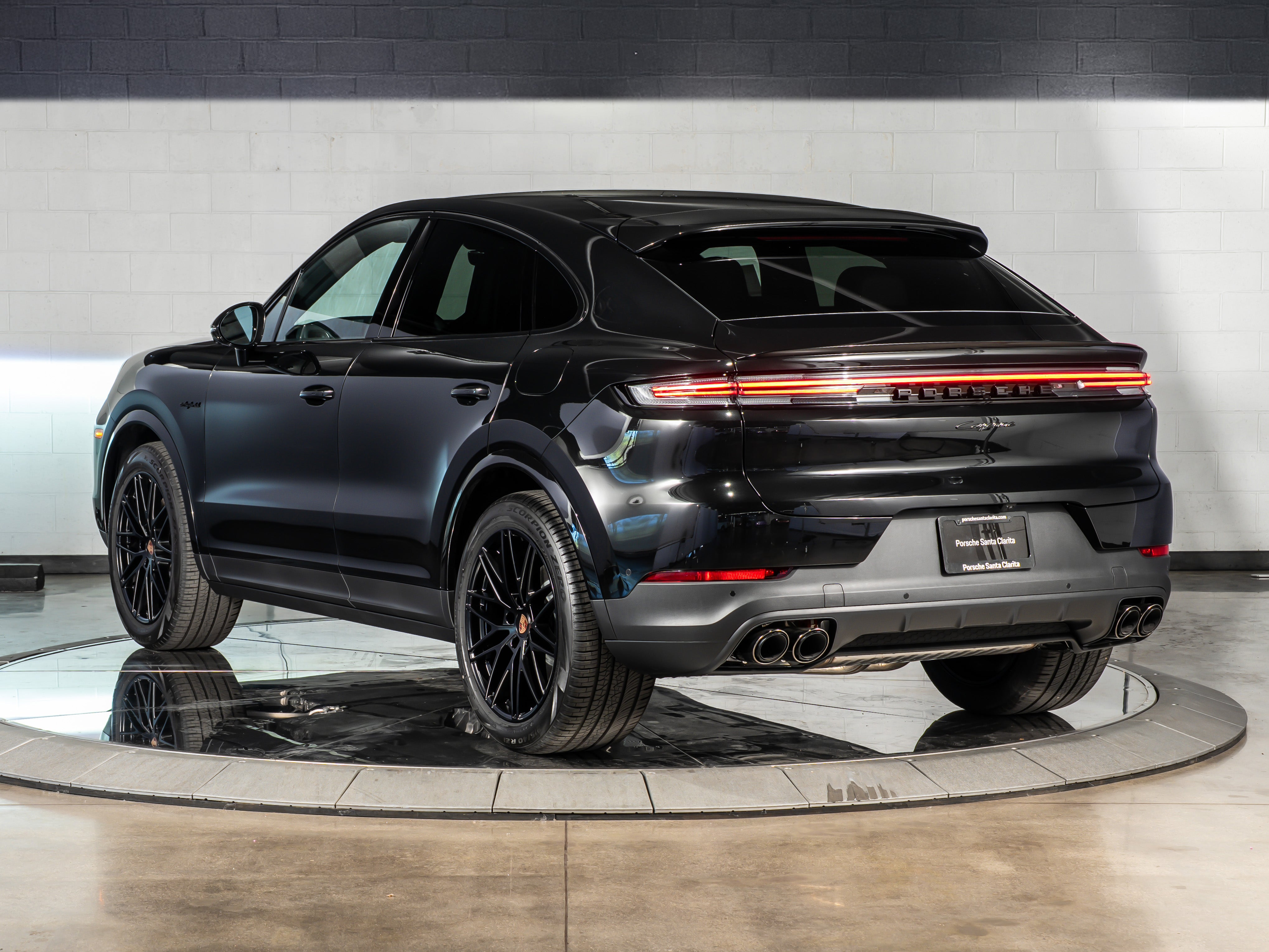 2026 Porsche Cayenne Coupe E-Hybrid