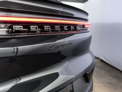 2026 Porsche Cayenne Coupe E-Hybrid