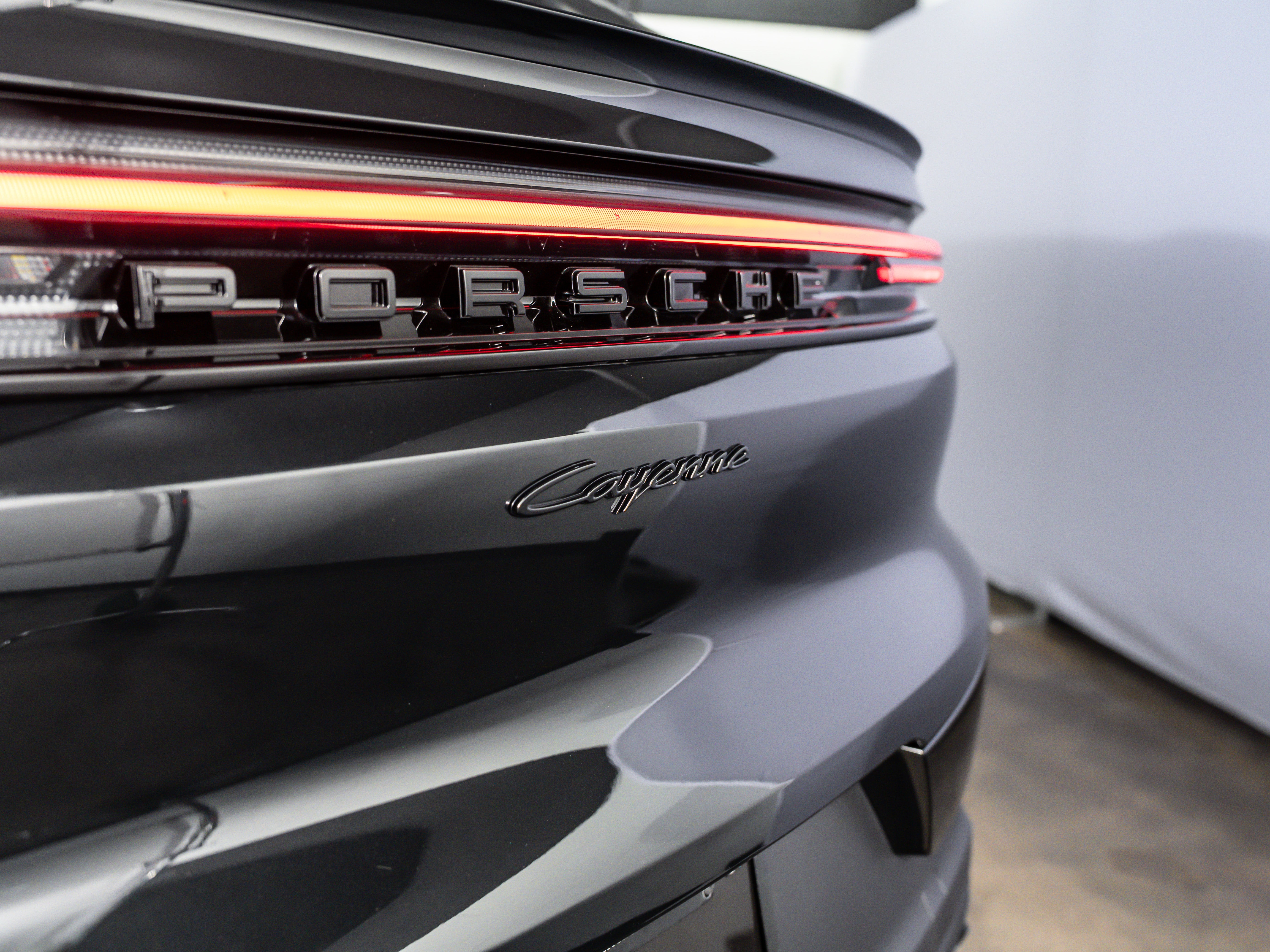 2026 Porsche Cayenne Coupe E-Hybrid