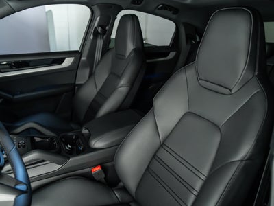 2026 Porsche Cayenne Coupe E-Hybrid