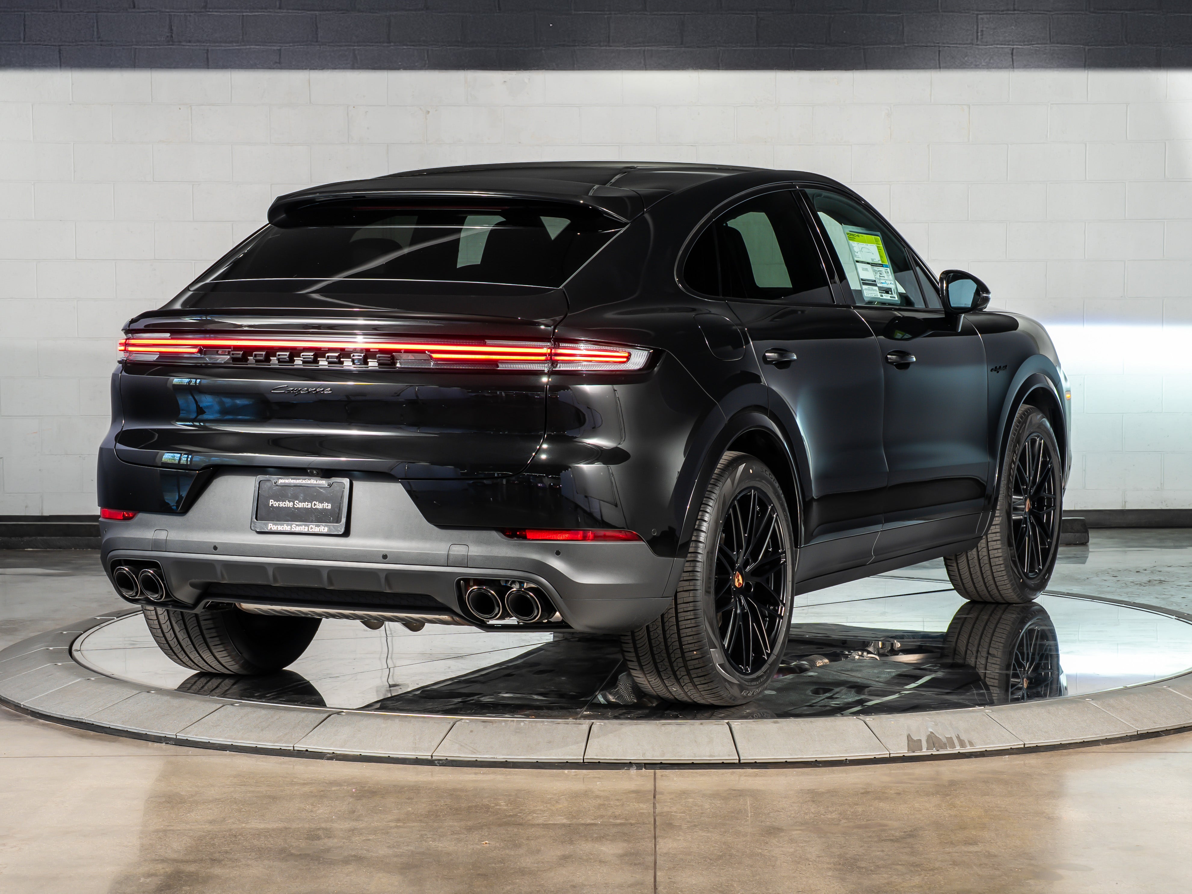 2026 Porsche Cayenne Coupe E-Hybrid