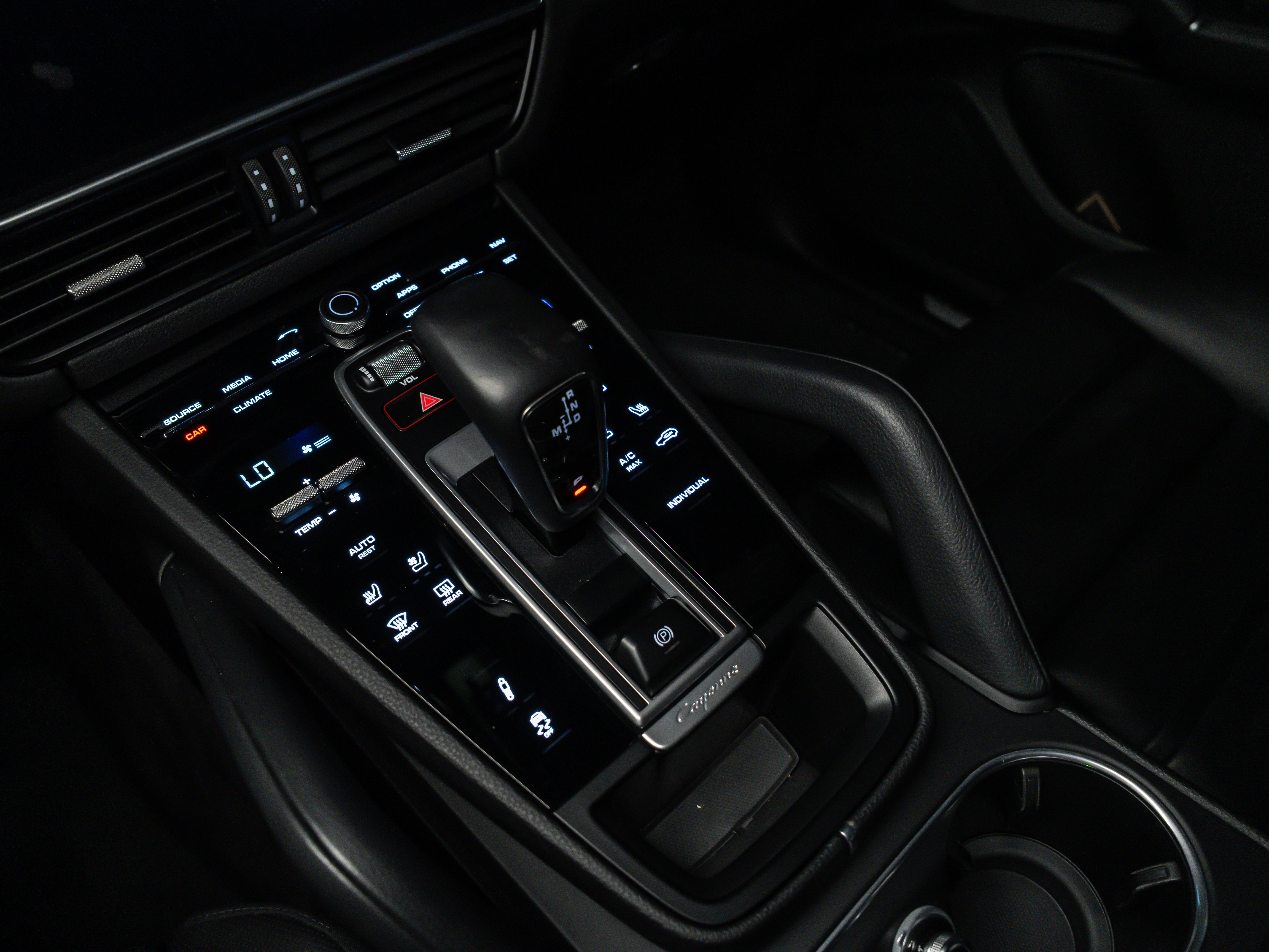 2023 Porsche Cayenne E-Hybrid Coupe Platinum Edition