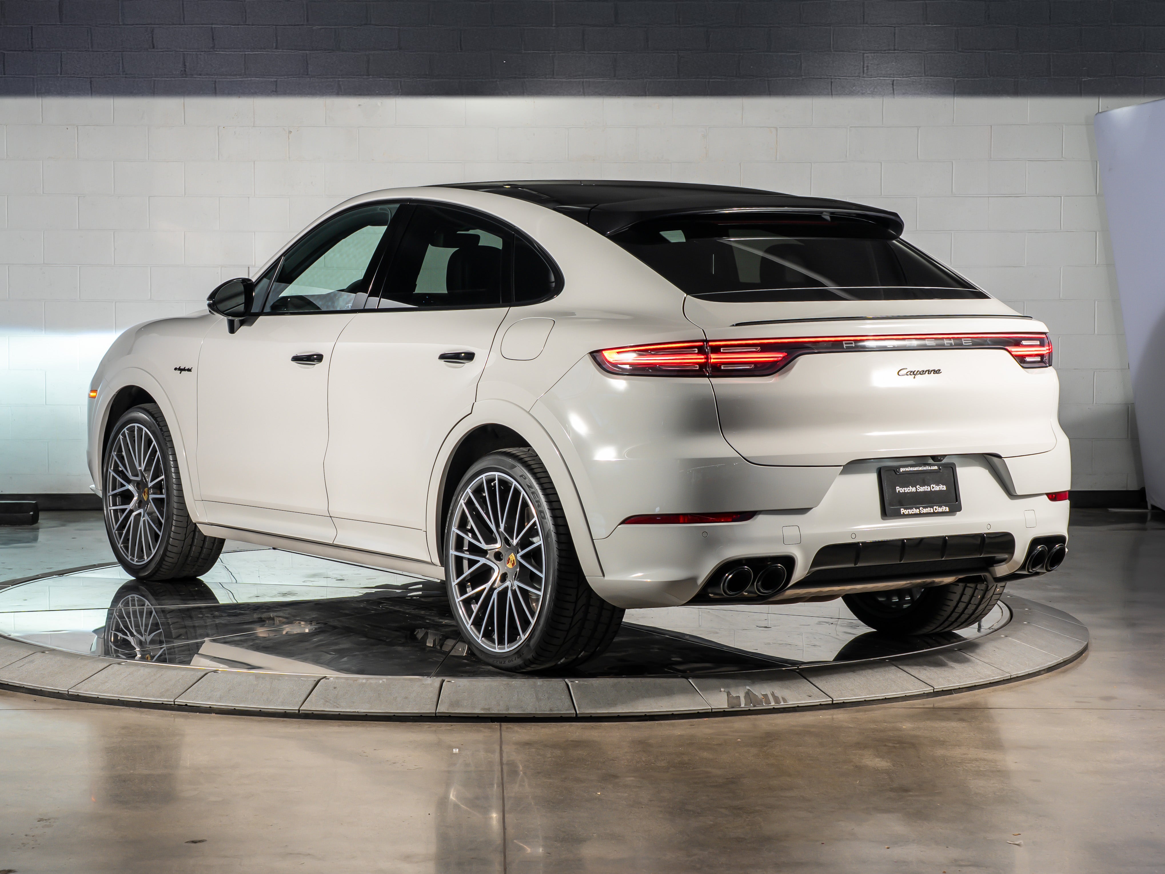 2023 Porsche Cayenne E-Hybrid Coupe Platinum Edition