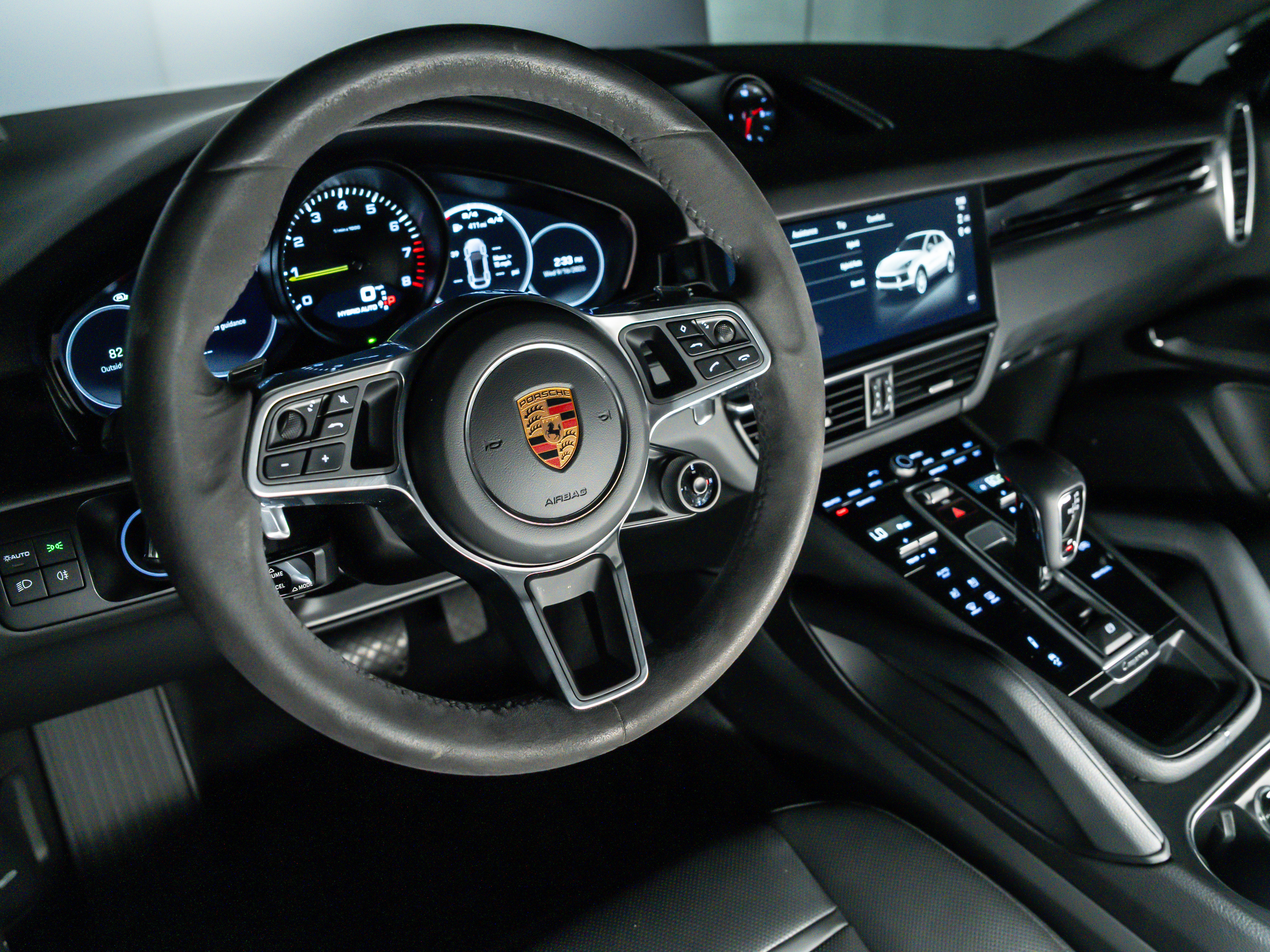 2023 Porsche Cayenne E-Hybrid Coupe Platinum Edition