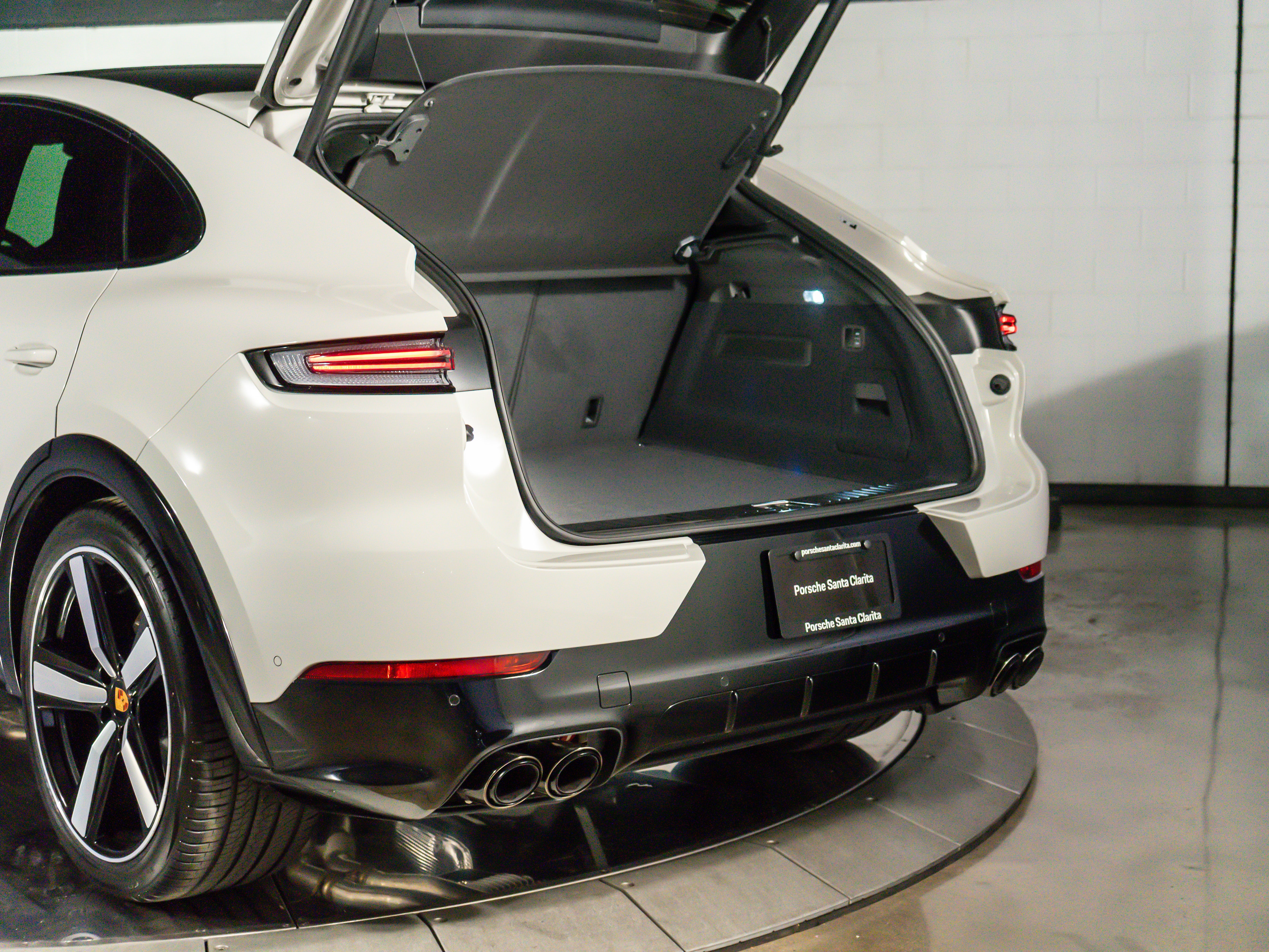 2026 Porsche Cayenne Coupe GTS