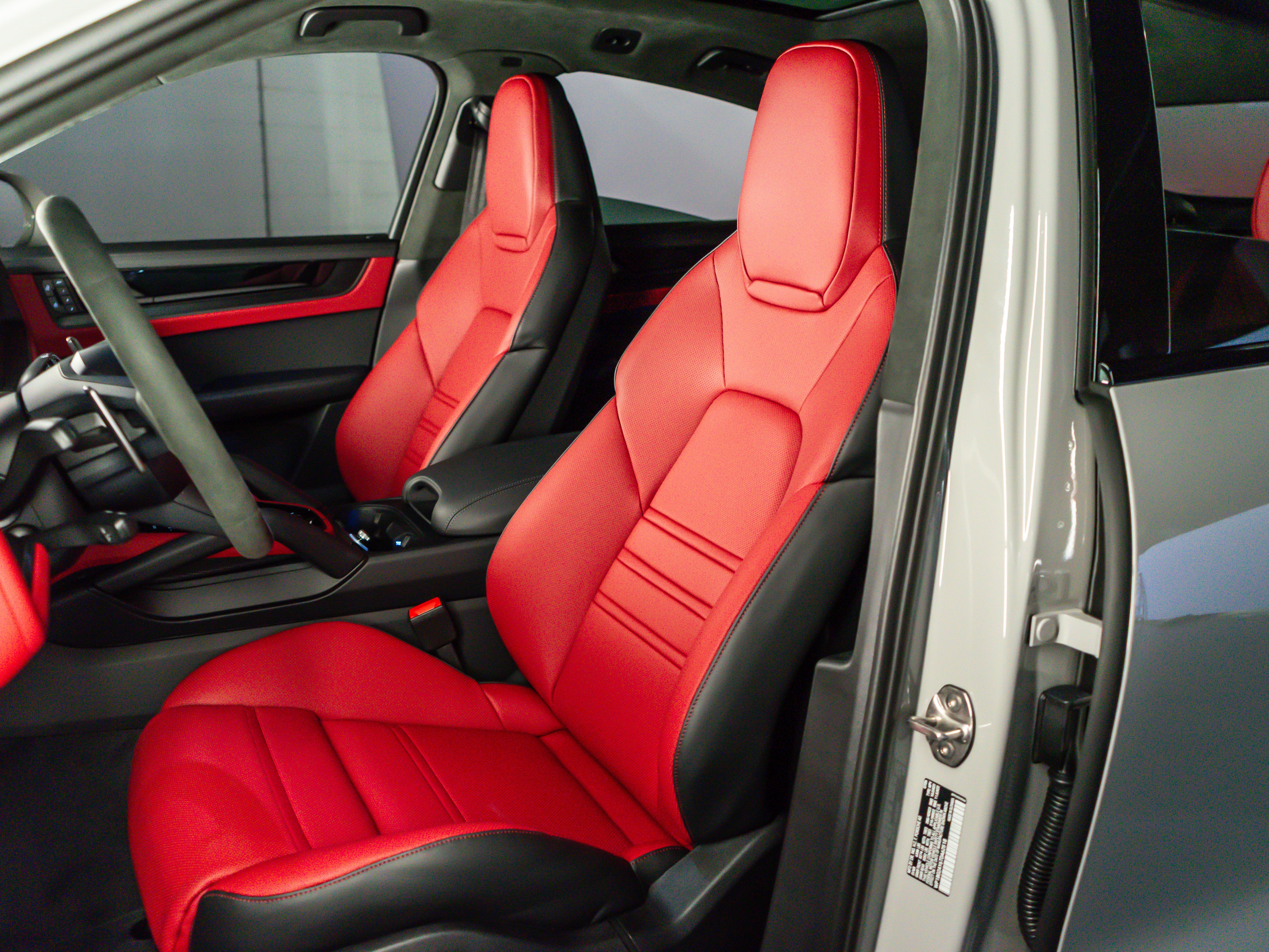 2026 Porsche Cayenne Coupe GTS