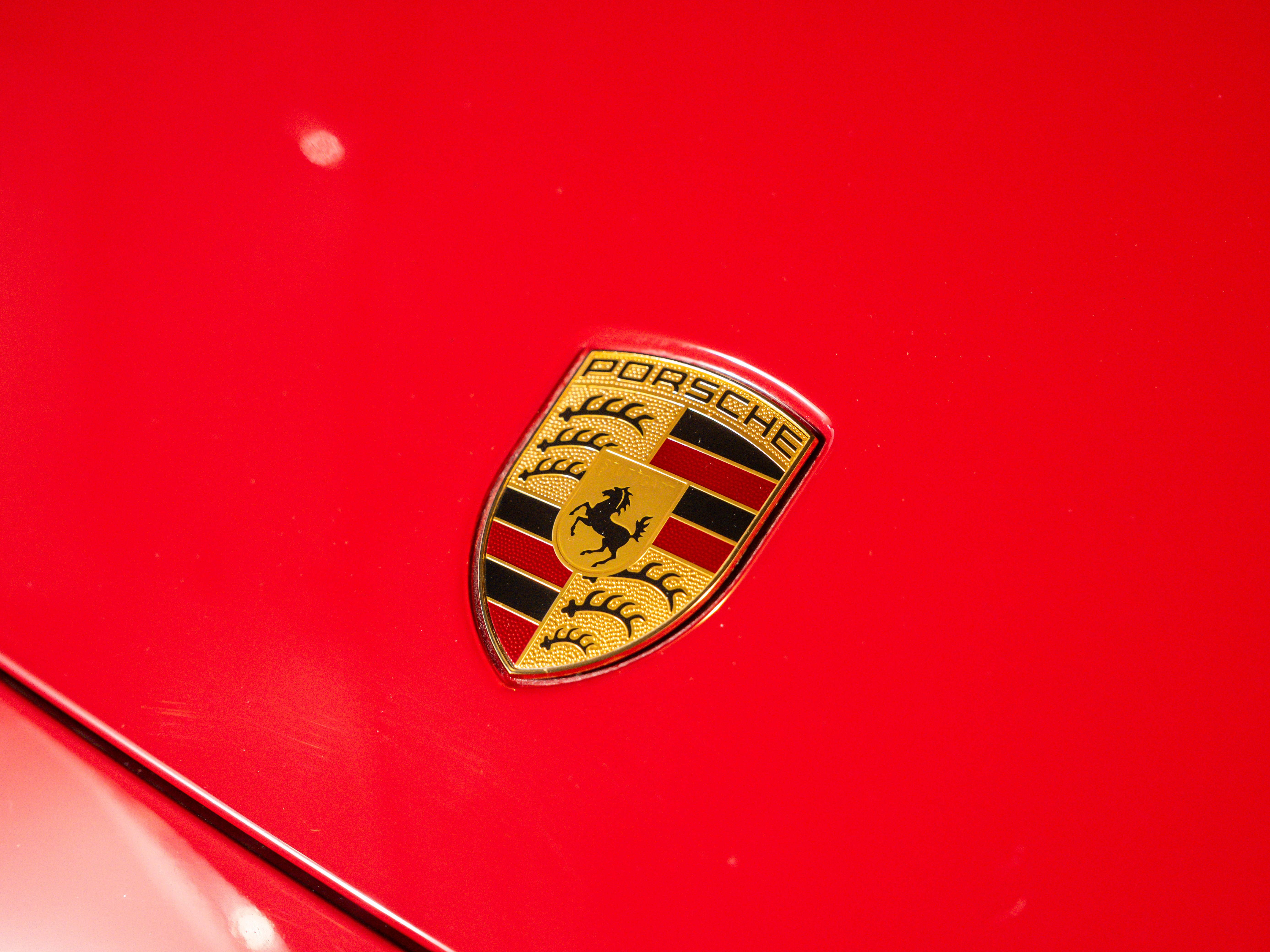 2023 Porsche Cayenne E-Hybrid Coupe Turbo S