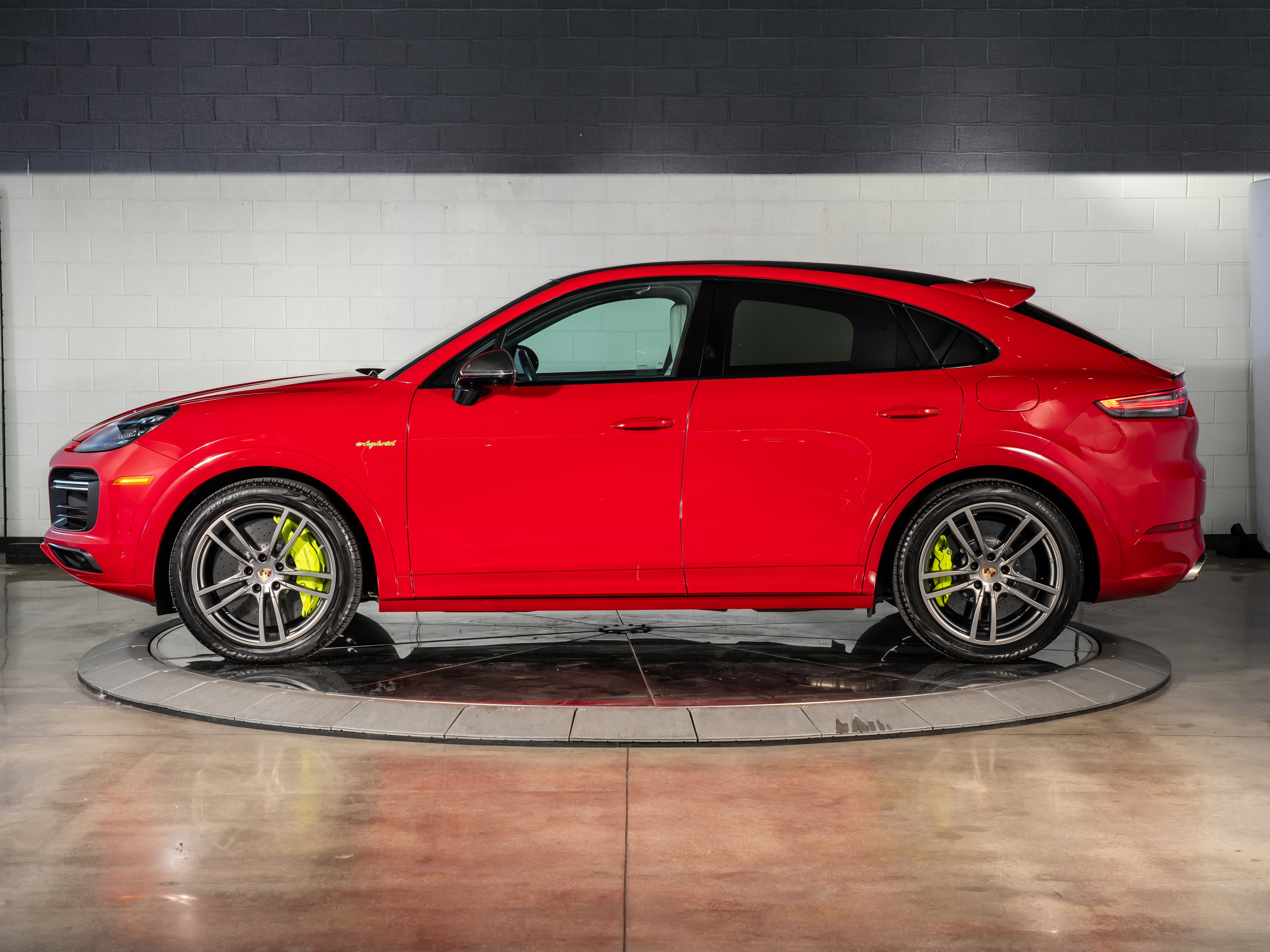 2023 Porsche Cayenne E-Hybrid Coupe Turbo S
