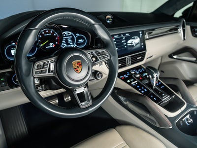 2023 Porsche Cayenne E-Hybrid Coupe Turbo S
