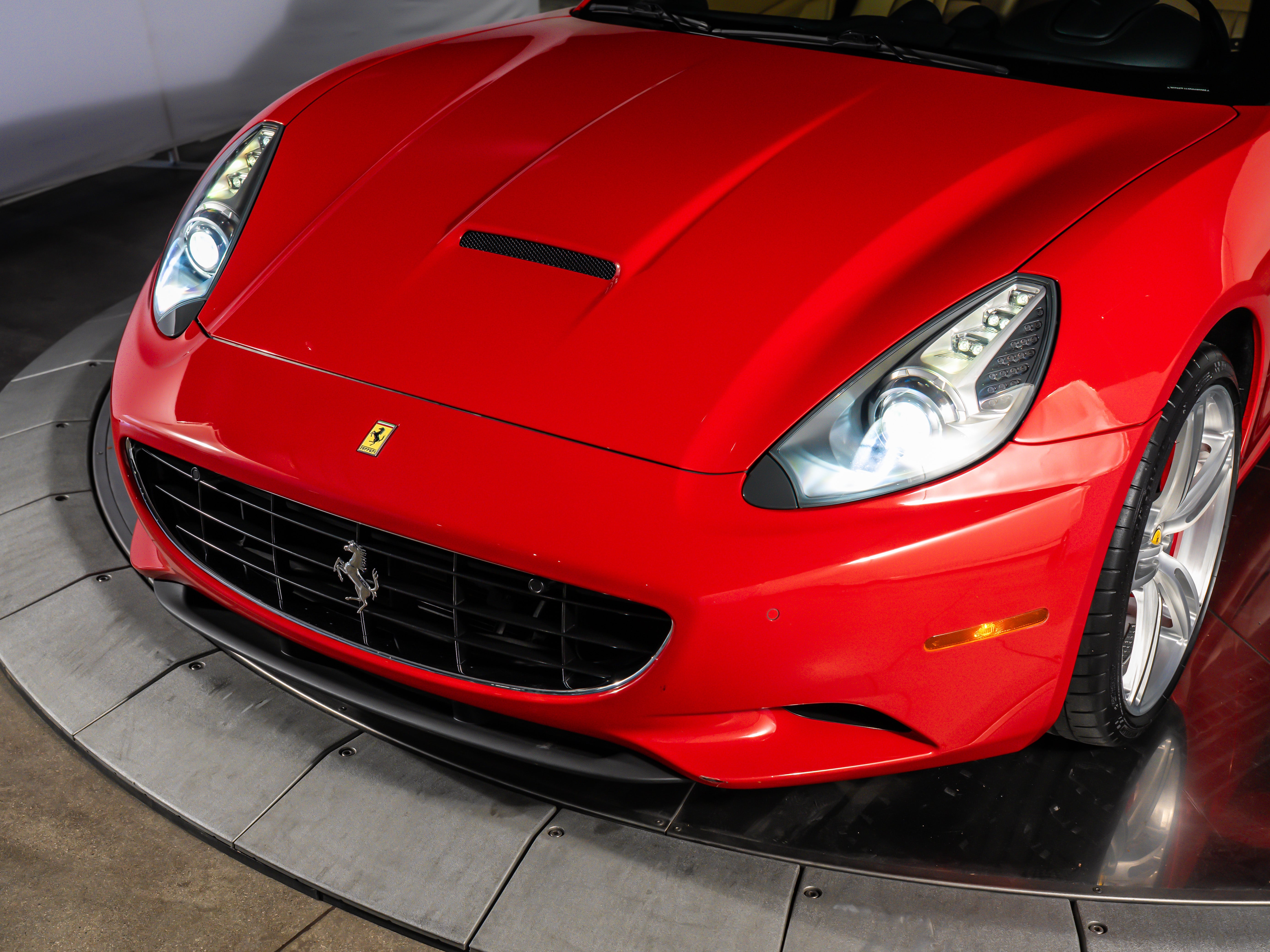 2013 Ferrari California Base