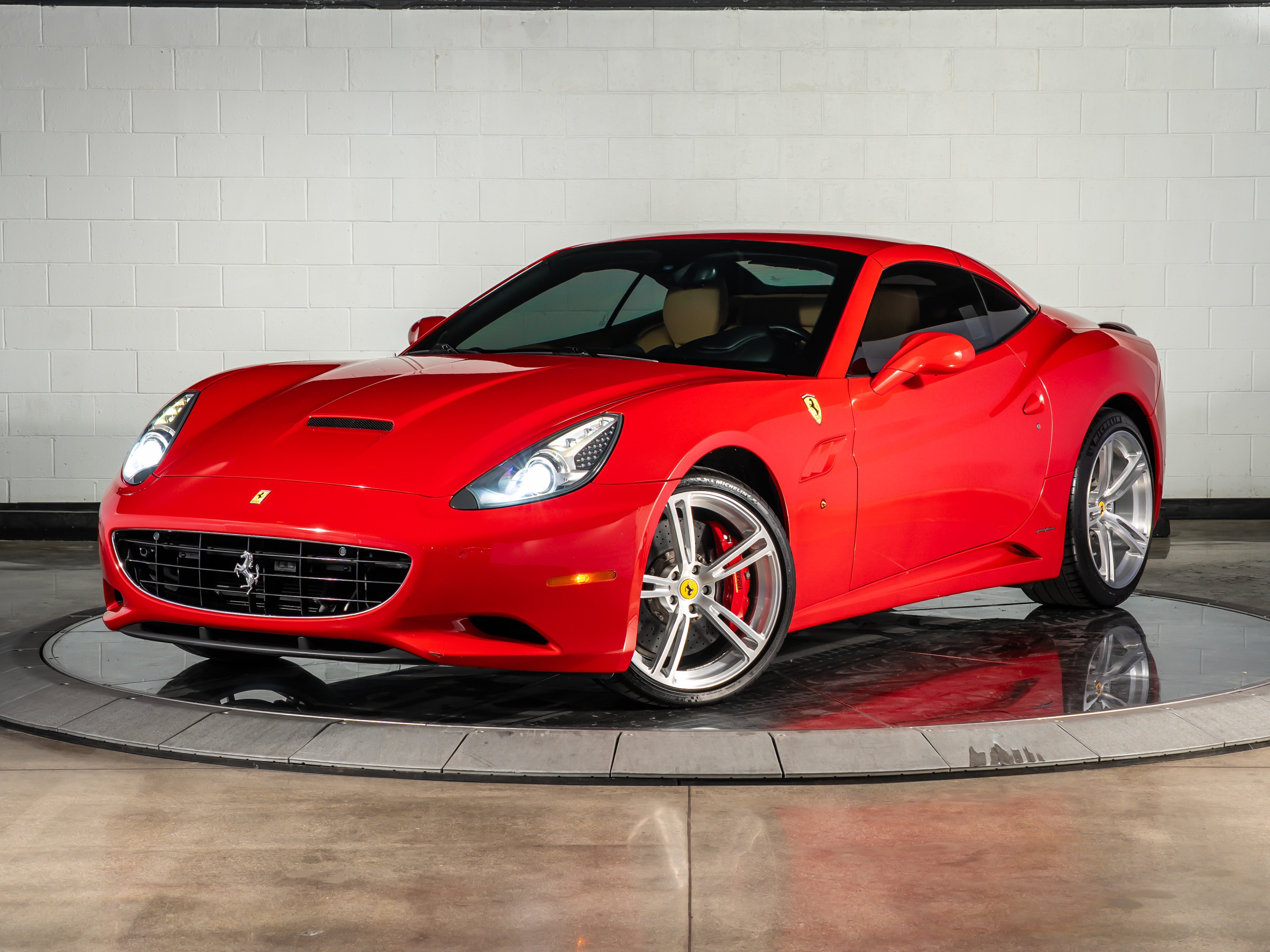 2013 Ferrari California Base
